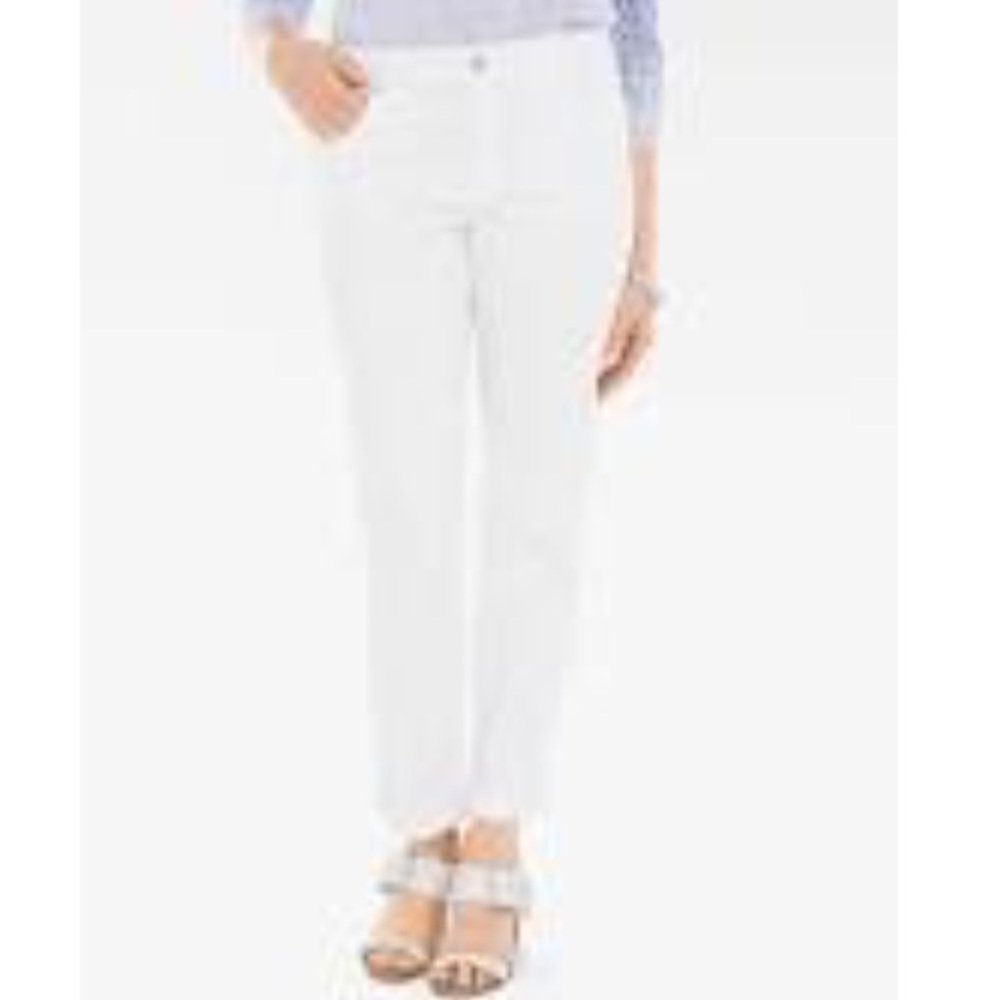 Chicos  High Rise White Capri Pants